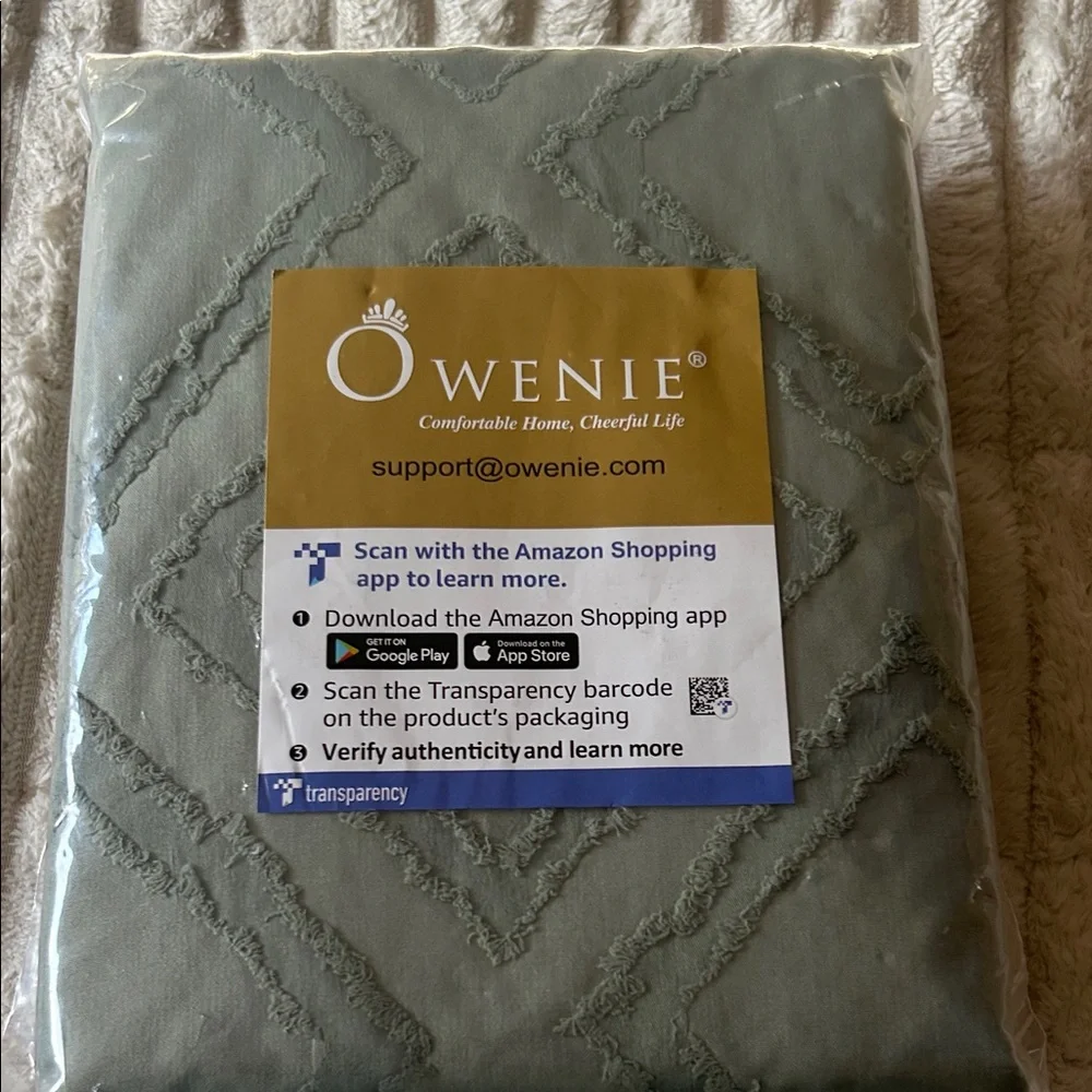 Owenie Textured Gray Blanket - Picture 1 of 2